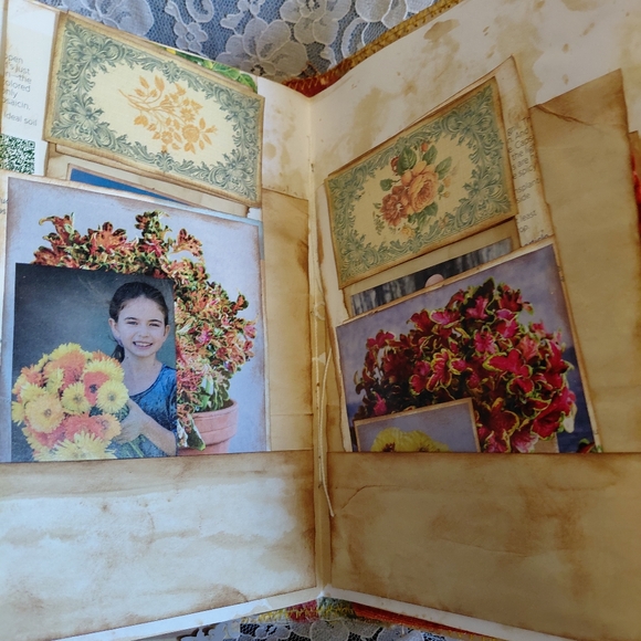 Junk Journal - Picture 12 of 12